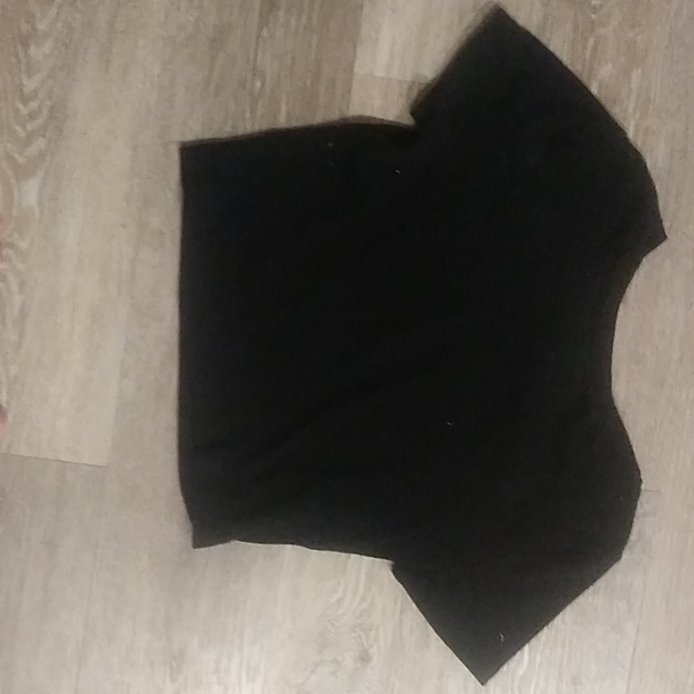 Black crop top
